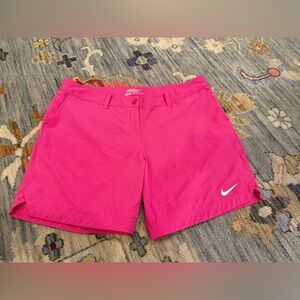Women’s Nike Golf Tour Performance Dri-Fit Shorts Size 16 Pink dot 7 inch inseam